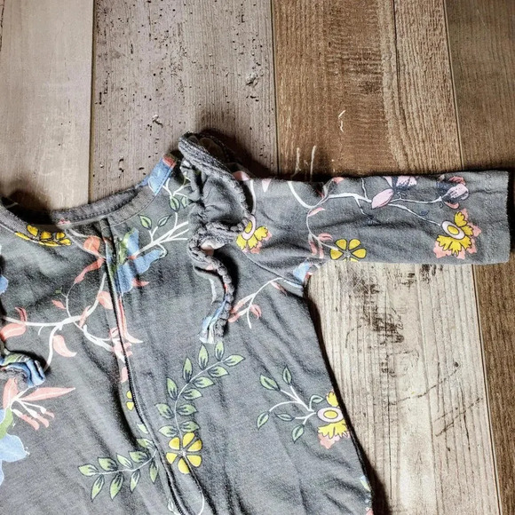 Jessica Simpson Baby Girl Floral Footed Sleeper Pajamas Size 3/6M - Picture 9 of 11